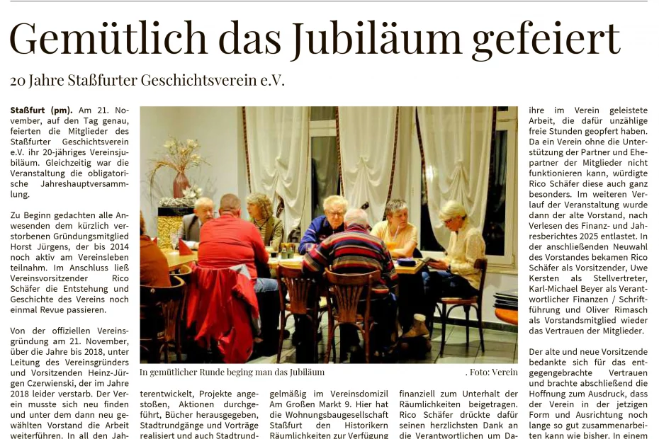 Gemütlich das Jubiläum gefeiert